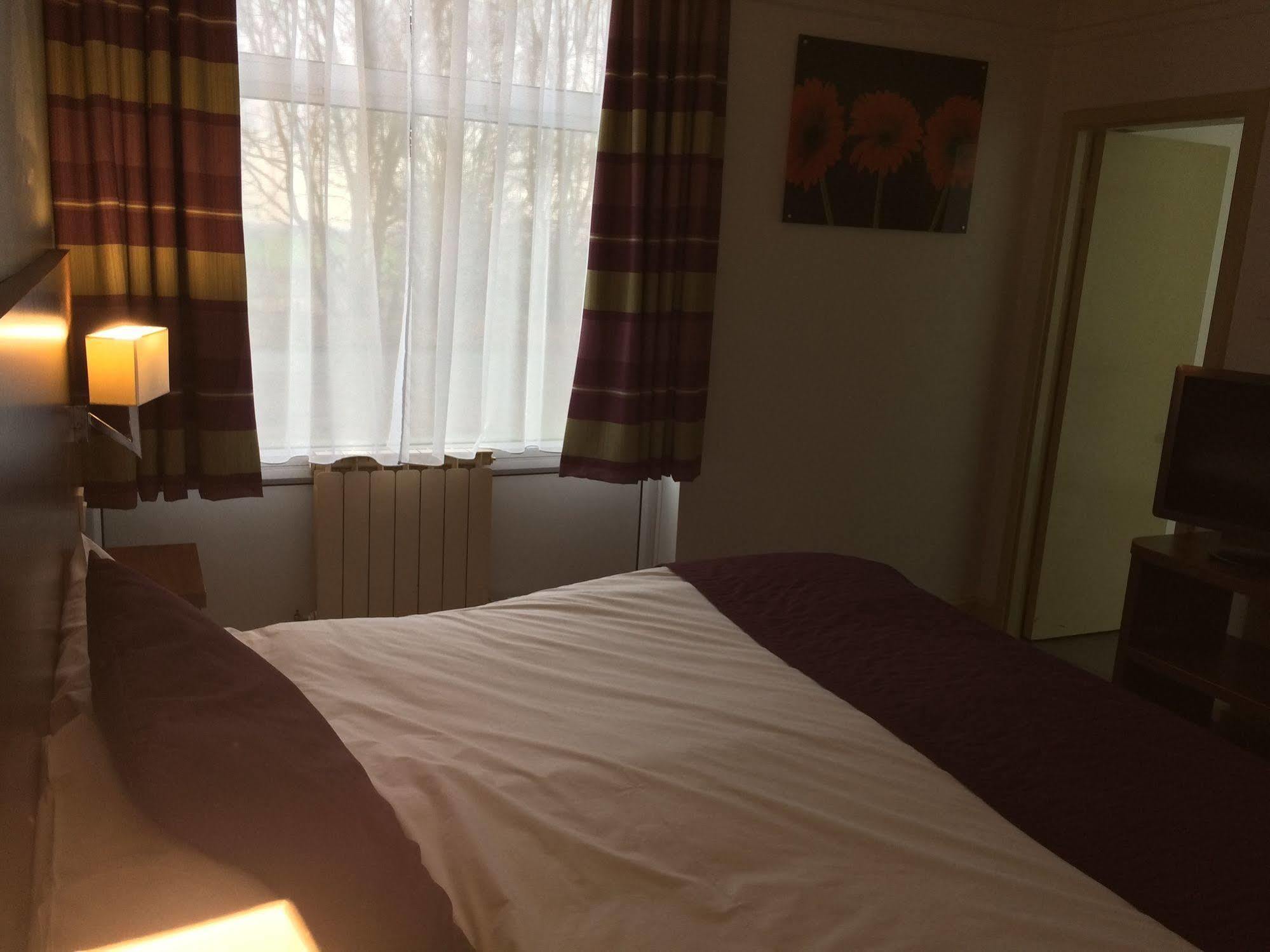 Yorkshire Gateway Hotel South Milford Esterno foto