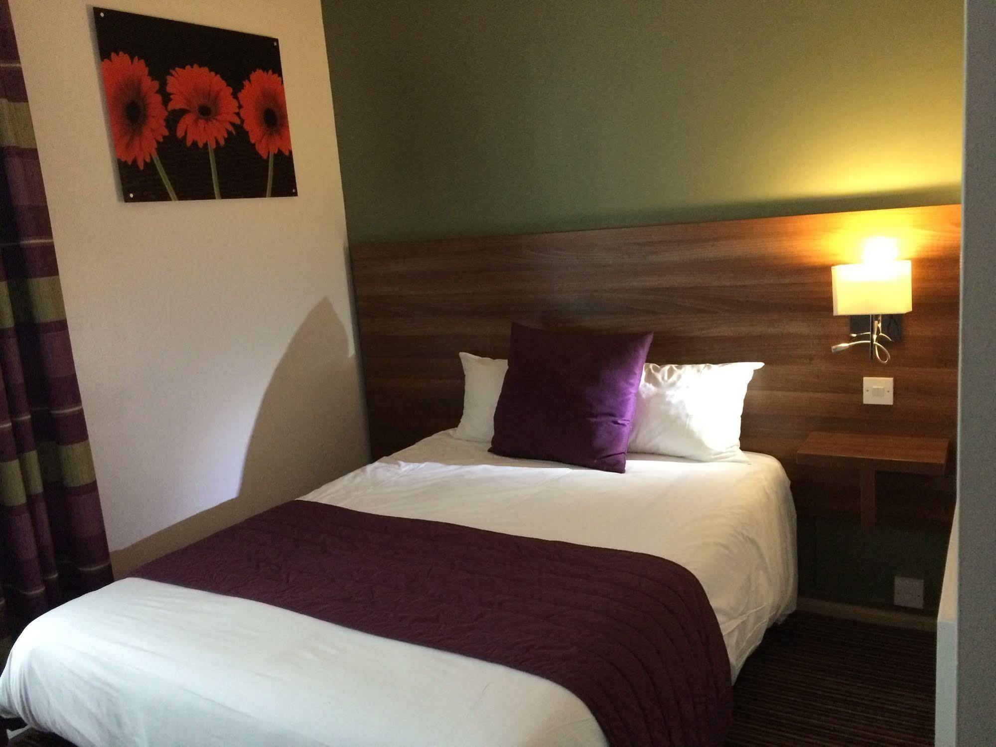 Yorkshire Gateway Hotel South Milford Esterno foto