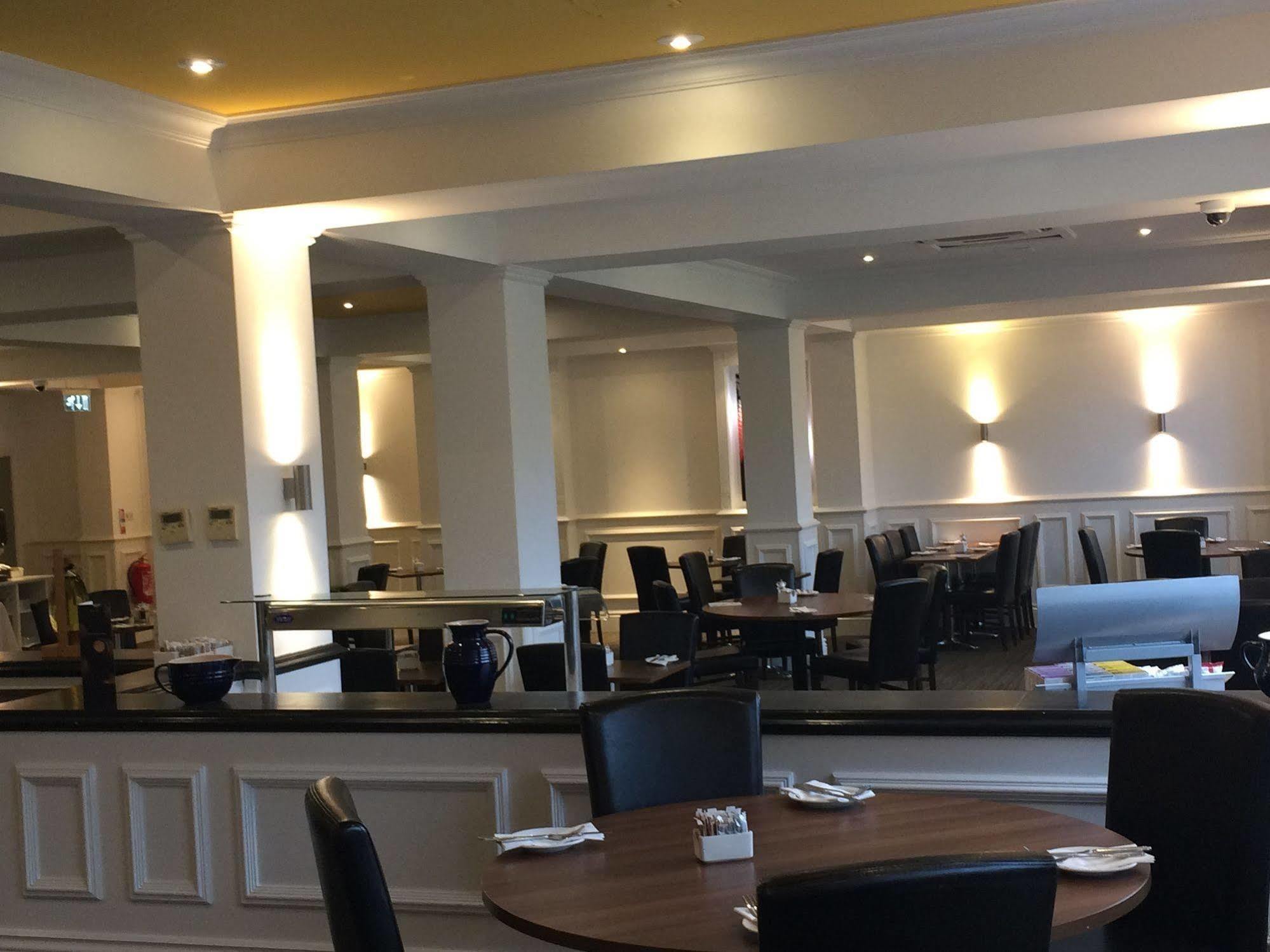 Yorkshire Gateway Hotel South Milford Esterno foto
