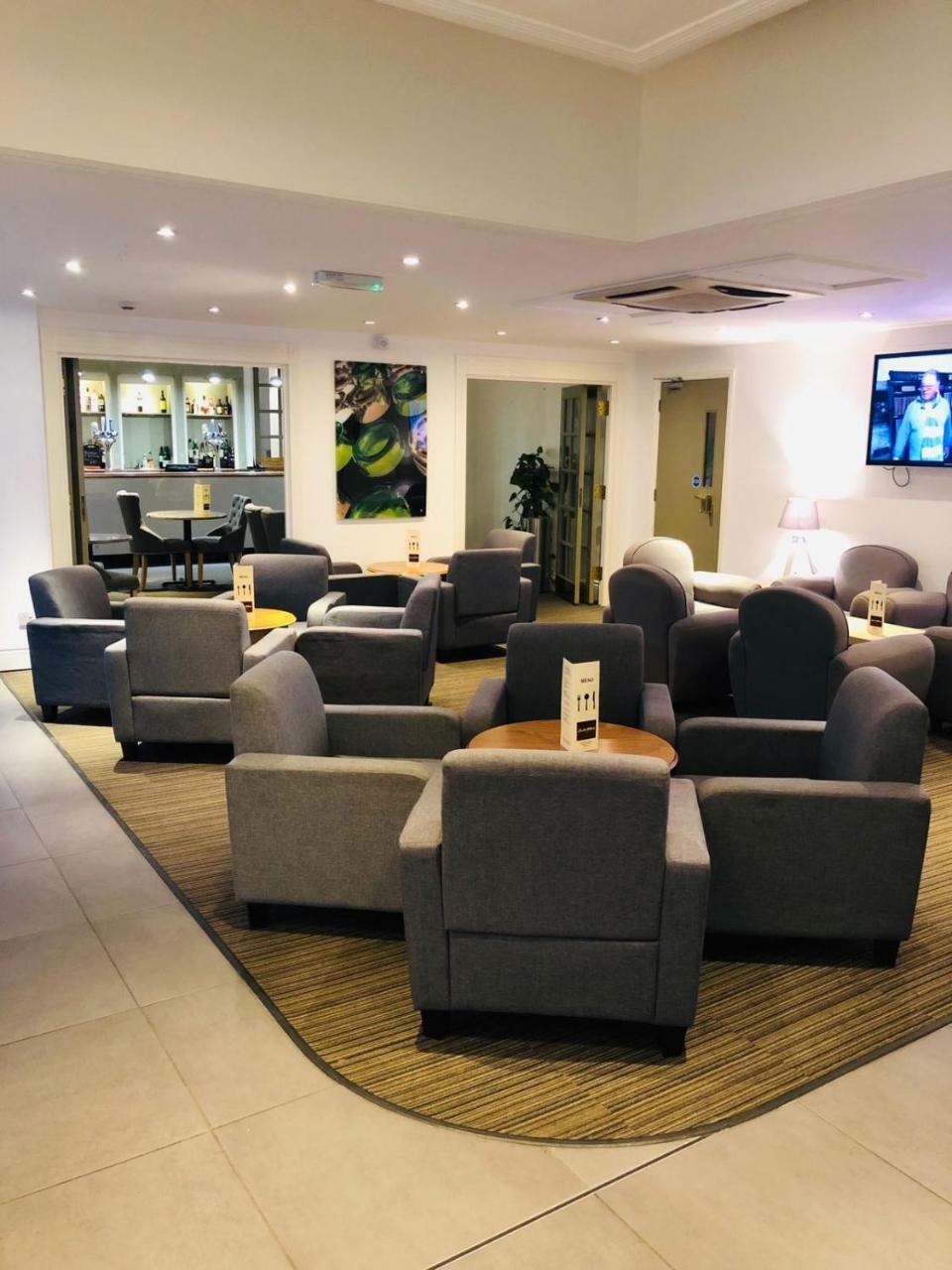 Yorkshire Gateway Hotel South Milford Esterno foto